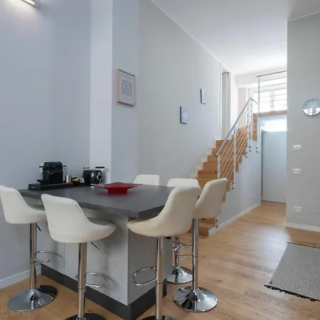 Appartamento Zona Citylife Comodo Per Raggiungere Il Centro * Milan